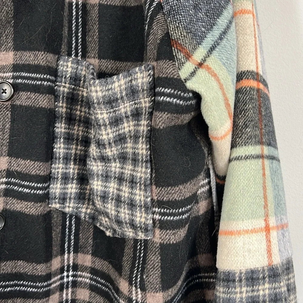 Rails Colorblock Flannel - Picture 3 of 4
